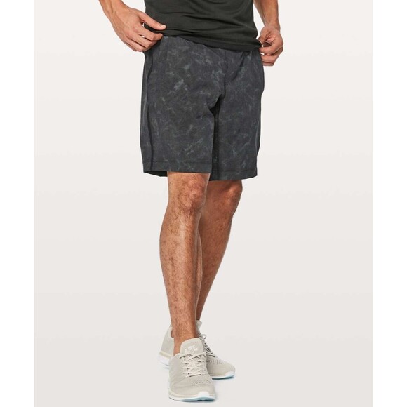 Lululemon Pace Breaker Shorts Men's Lined 9" - Subtonic Reflective Black - Small - Picture 1 of 5